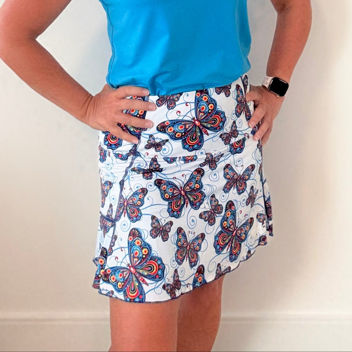 Falda pantalón con volantes Fore 2024.