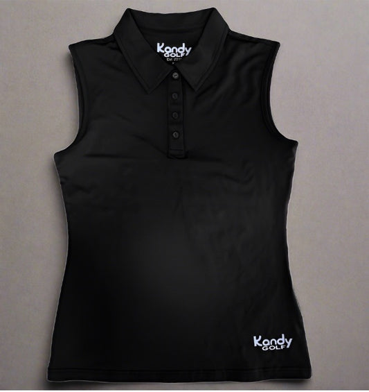 Verschiedene einfarbige Poloshirts in Schwarz und Weiß